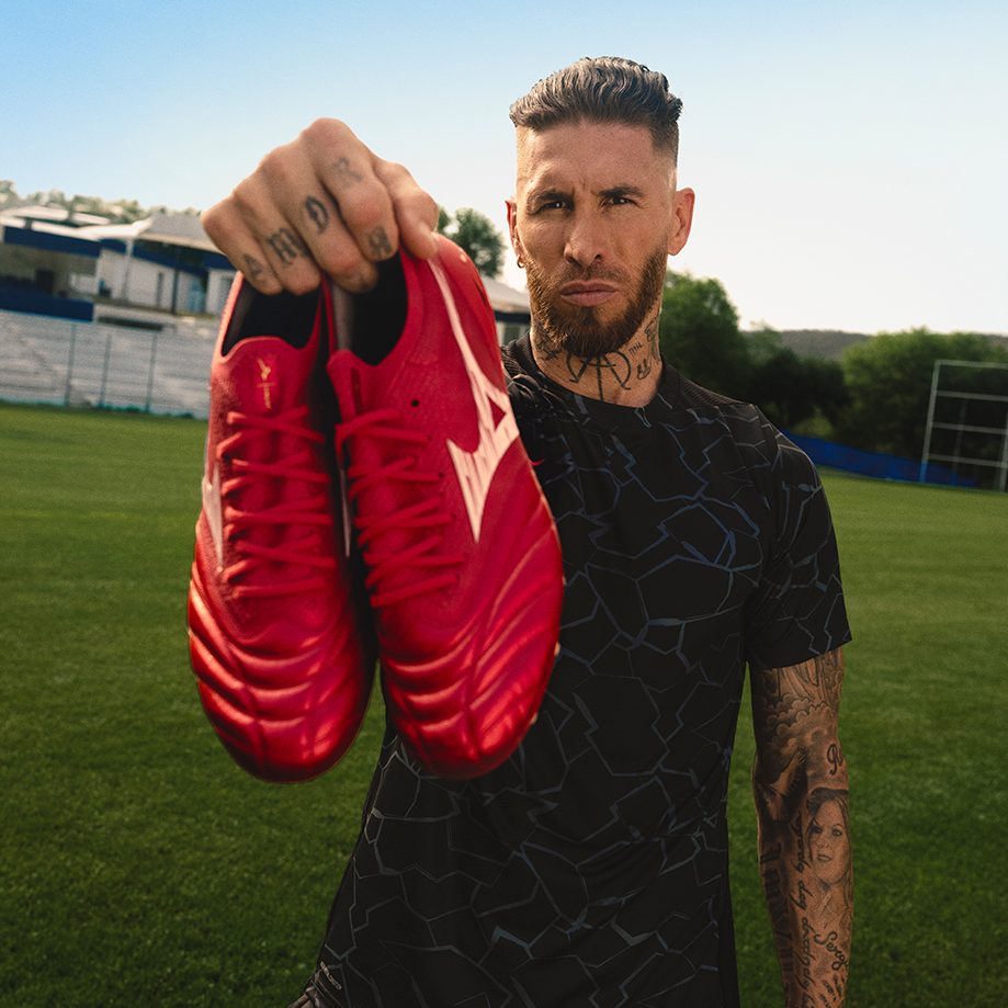 F&uacute;tbol mizuno