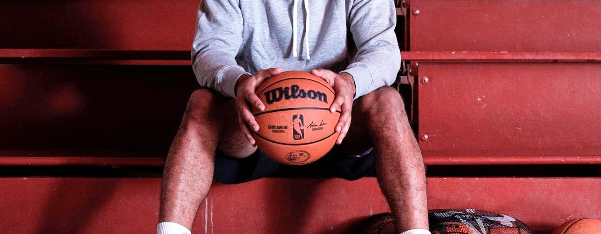 DESCUBRIENDO EL BALONCESTO, HISTORIA, JUEGO Y ESTRELLAS